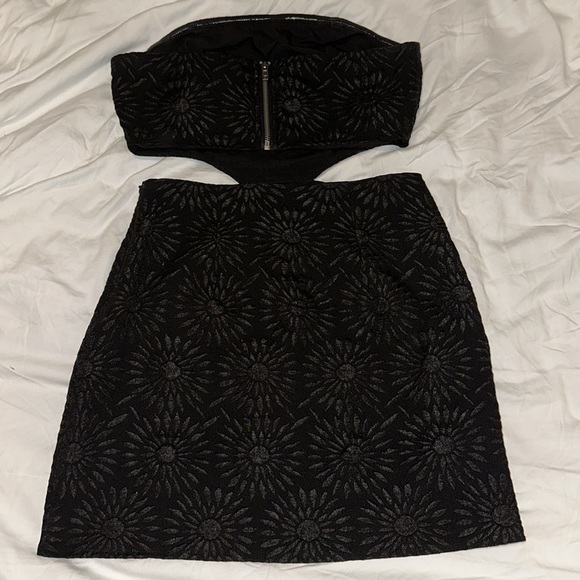 Princess Polly Naomi cut out mini dress size 6 - Picture 6 of 9